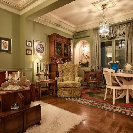 Vintage And Central For Two Athens